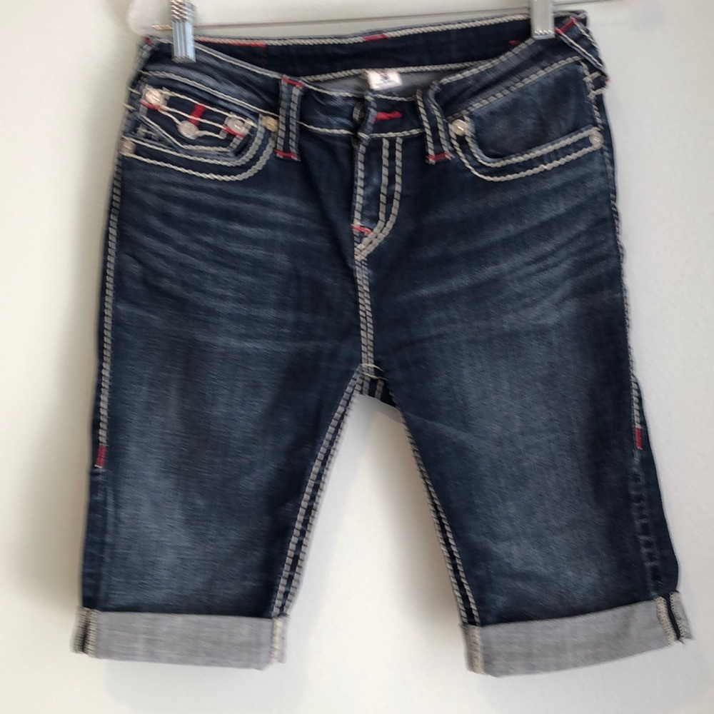 TRUE RELGION Size 28 shorts